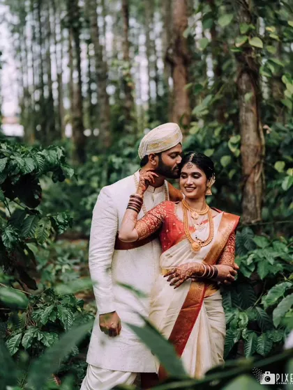 A quiet moment of connection amidst the beautiful chaos of a wedding day. I look for these natural interactions that truly define your relationship, set against the stunning backdrop of your celebration.