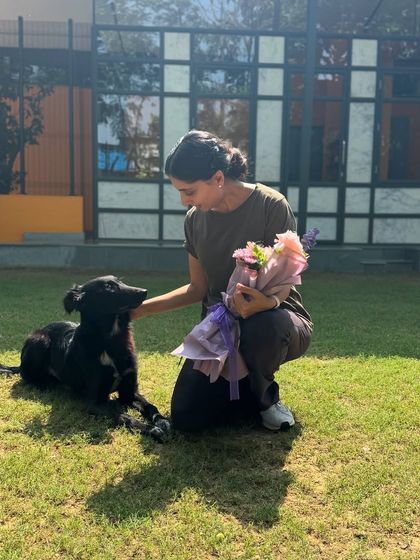A sweet moment with Shifu, who received flowers from his grateful family.