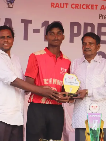 Presenting the Best Bowler award to another deserving player from our T-10 league.