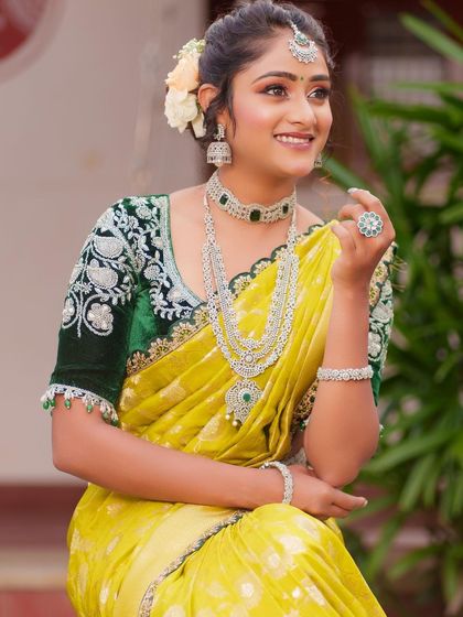 Anthariya Rentals - Indian Ethnic Wear Rental Designer & Statement Blouses photo 8