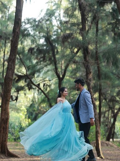 Dee Yashaswini - Occasion Wear Rentals Couple & Pre-Wedding Styles photo 25