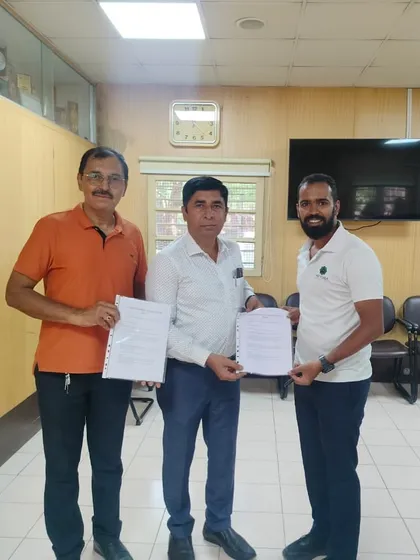 Here I am formalizing a partnership with R.C. College in Bangalore. Through this Memorandum of Understanding, I will be bringing customized yoga and Hitha Kriya meditation programs to over 5,000 students, helping them build resilience and focus.