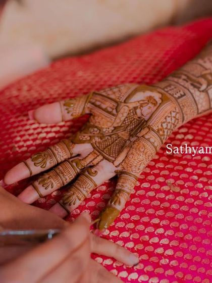 Sathyamehendiarts - Festive & Special Occasion Mehendi Bridal & Engagement Mehendi photo 12