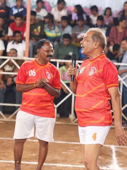 A senior player addressing the crowd, sharing his experience and love for the game.