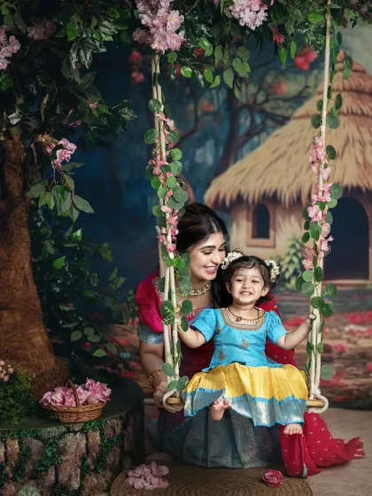 It is always a pleasure to work with the lovely Aditi Prabhudeva. For this special family photoshoot, we created a soft and natural look that highlighted her beautiful features and complemented the traditional setting.