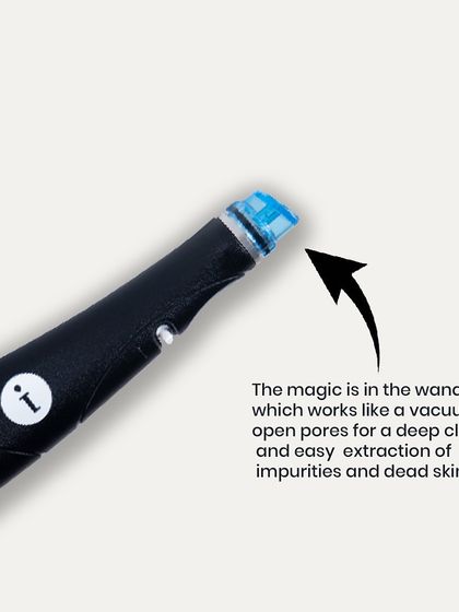 A close-up of the patented HydraFacial wand, which works like a vacuum to open pores for a deep cleanse and easy extraction of impurities.