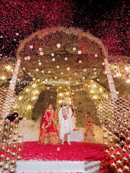 Spectacular Varmala Ceremonies photo 23