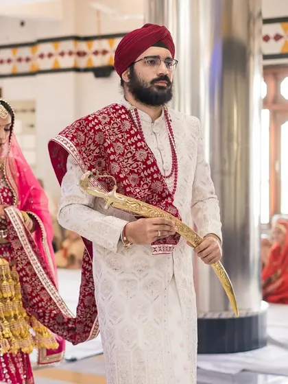 The grace and dignity of a Sikh Anand Karaj ceremony. We respectfully document the sacred traditions as Suntej and Manjit take their marital vows.