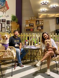 Pet-Friendly Café