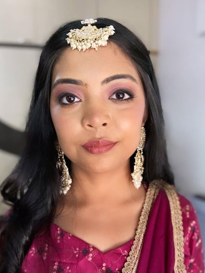 Party & Guest Makeup photo 37