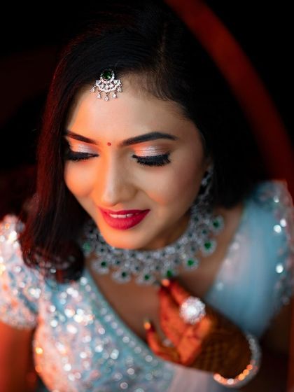 A duplicate of the stunning close-up of Rakshita's eye makeup.