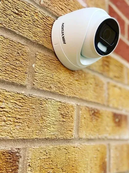 A clean and professional installation is just as important as the camera itself. Here is a Hikvision dome camera neatly mounted on a brick wall. I make sure the job is done right, with secure mounting and tidy wiring for long-lasting performance.