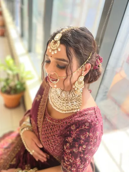 VLCC School of Beauty - Professional Makeup Artistry The Complete Bridal Collection photo 7