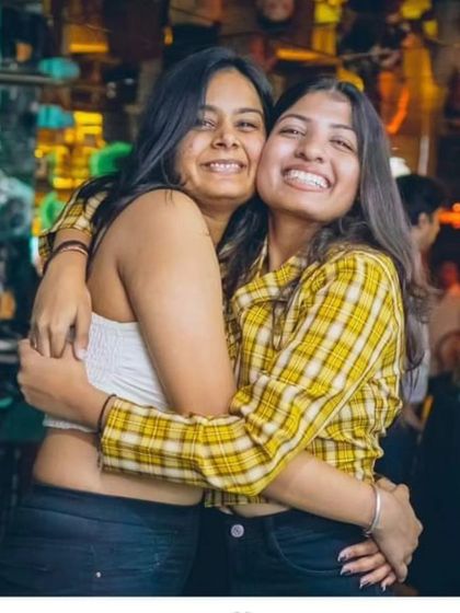 Nothing better than seeing friends having a great time and hugging it out on the dance floor.