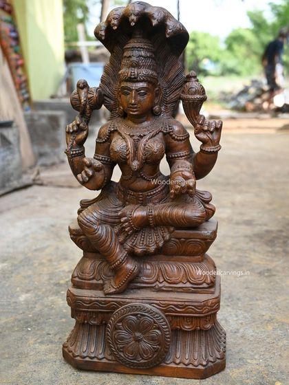Another angle of the Naga Rani, highlighting the detailed scales of the cobra hood.