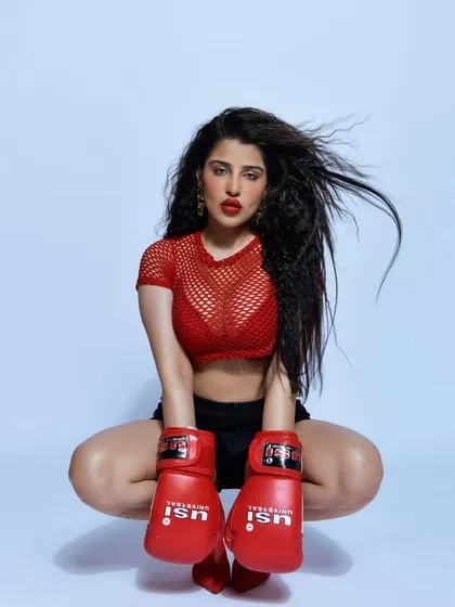 A strong, grounded pose that exudes confidence. This was one of the hero shots for the inside feature of the Women's Fitness magazine.