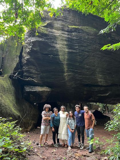A group photo inside the Yaana caves.