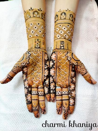 Timeless Traditional Henna photo 14
