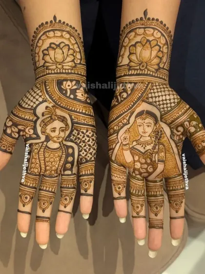 Bride and groom portraits are perfect for Karwa Chauth too. This design features classic portraits framed by lotus motifs, celebrating the bond of marriage.