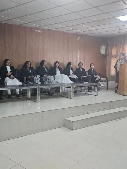 A wider view of the seminar hall during my presentation. It's important to create an open environment where attendees feel comfortable learning about sensitive topics.