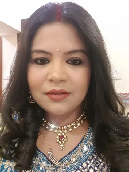 An elegant look for an evening out. I paired a soft smokey eye with a matte brown lipstick and styled my hair in soft curls. It's a simple, timeless look that never fails.