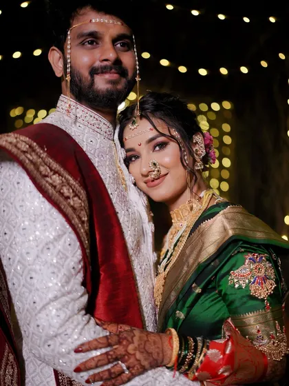 I will always cherish being a part of Vaishnavi's journey. For her Maharashtrian wedding, she wore a stunning green Navari saree. The makeup was kept classic and elegant to let her natural beauty and the richness of her outfit shine.