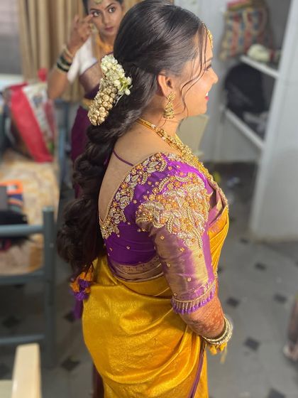 A three-quarter view of this beautiful and versatile bridal hairstyle.