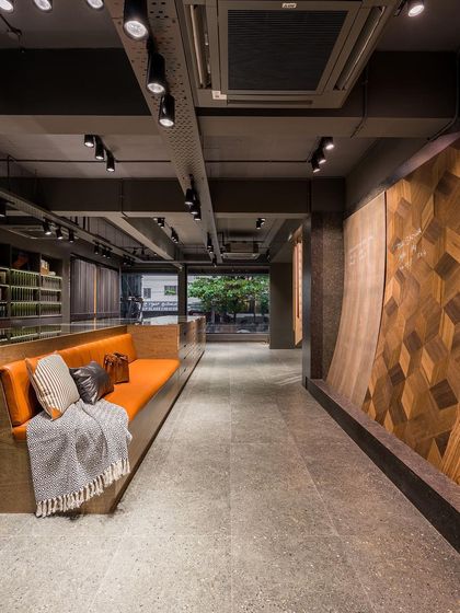 The open and spacious layout of the showroom allows for easy movement and exploration.