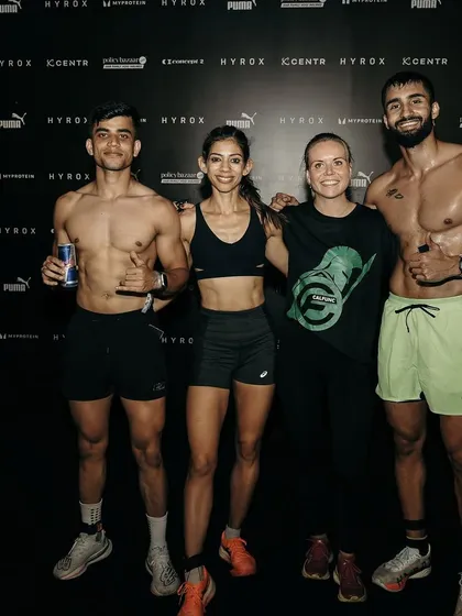 Surrounded by fellow athletes. The HYROX community is full of inspiring individuals. Being part of this environment fuels my passion and my coaching.