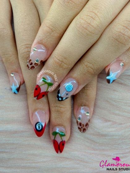 Themed & Occasion Nails photo 5