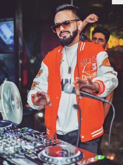 As long as you’re alive, you have the chance to start again. A photo of me on the mic, ready to hype up the crowd.