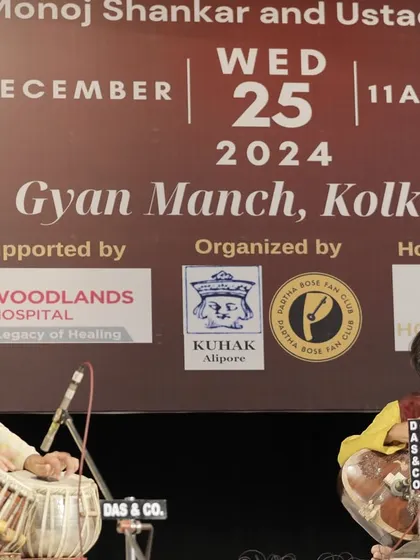 Another angle of the sitar and tabla duet with Pandit Partha Bose ji. The interplay between the two instruments is the essence of such a performance.
