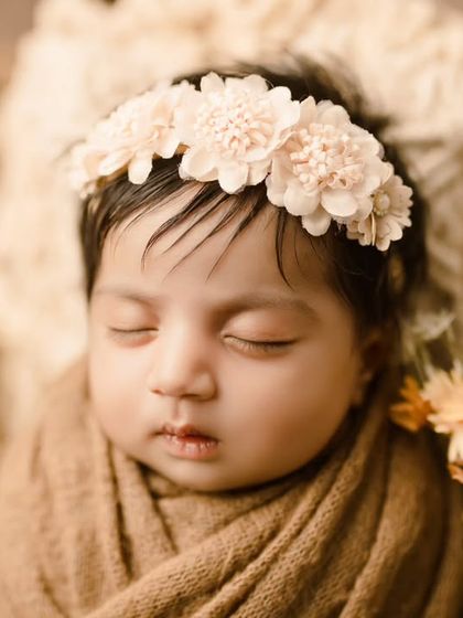 Newborn Portraits (The First Few Days) photo 20