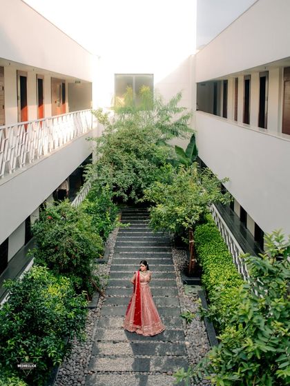 Bridal Elegance: Portraits of the Bride photo 7