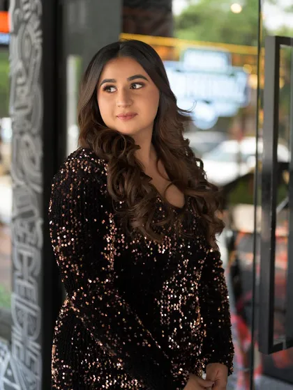 A candid from my makeup workshop. Teaching and connecting with other makeup lovers is one of the best parts of my job.