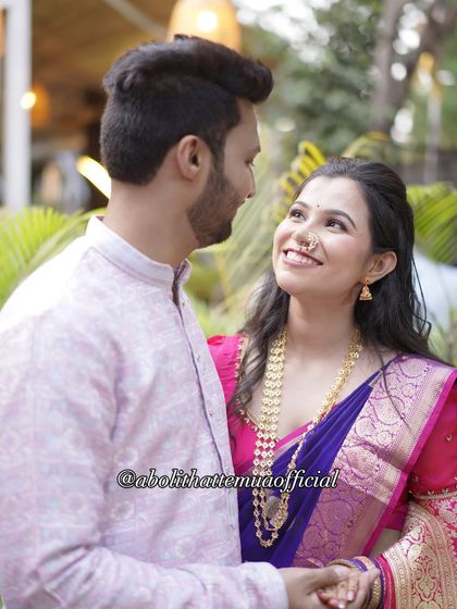 A sweet moment from a classic engagement ceremony. The groom's simple kurta is paired with a clean, fresh face, a look I create to ensure you feel like the best version of yourself.