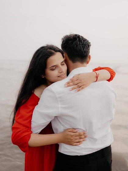 Golden Hour & Beach Romance photo 13