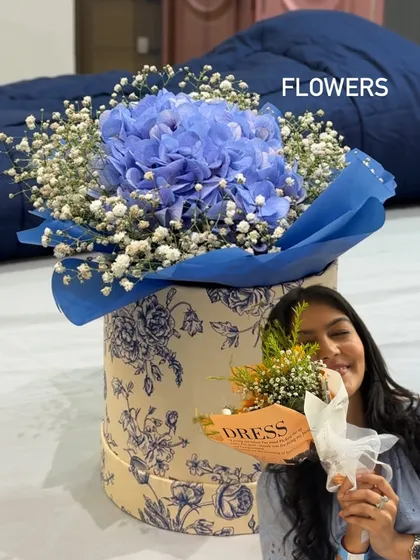 Part of my dopamine recipe is surrounding myself with things that make me happy. Fresh flowers are a simple joy that can instantly brighten my space and my mood.