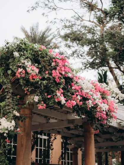 A detail shot of the beautiful floral decorations at ITC Maratha for Shubhi and Devan's event. I love capturing the small details that make a day special.