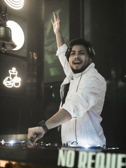 The Skelltron Persona photo 20