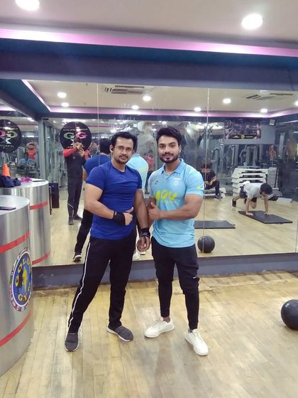 A throwback to my early days as a trainer. My passion for fitness and helping others has only grown stronger over the years.