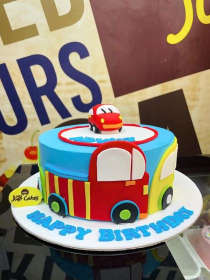 Kids' Character & Cartoon Cakes photo 15