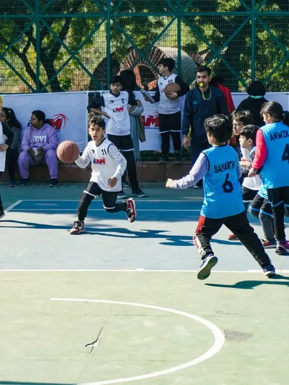 The three stages of a play: a player dribbles past a defender, looks for a pass, and a teammate takes the shot.