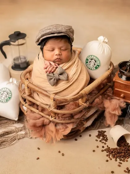 For the parents who love their coffee, we brewed up something special. This creative Starbucks-inspired theme is a fun way to personalize your session and create a truly unique memory.