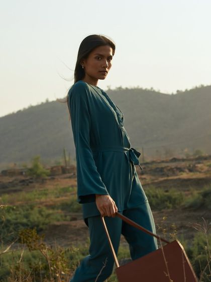 Vidhi Thakur - Portrait & Headshot Photography Outdoor & Environmental Portraits photo 5