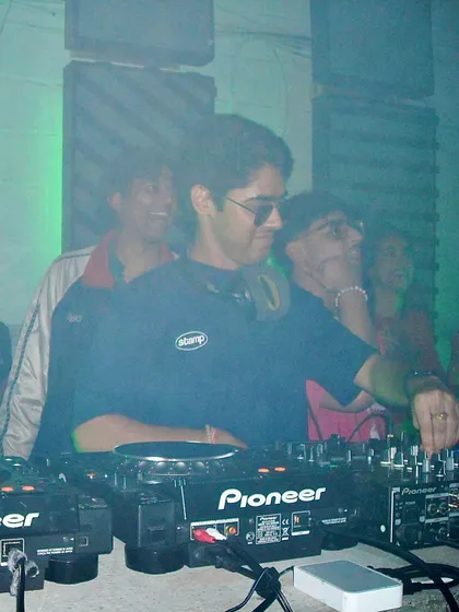 Playing a Keep Hush set in London was a proper milestone. This is the heart of the UK underground scene, and I brought my full arsenal of bass, UKG, and South Asian flavors. The energy in that room was electric.
