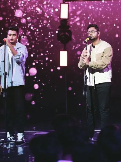 A still from the "Loriyan" performance. A moment of calm and connection with the audience.