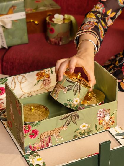 Ekaani - Luxury Wedding Stationery & Gifting Tales of Tropic: A Lush Beginning photo 3