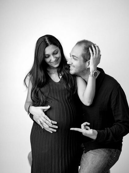 Maternity Portraits: Celebrating Your Glow photo 18