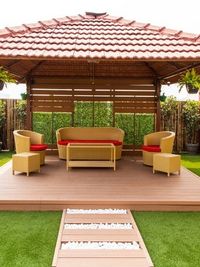Outdoor Structures & Hardscaping